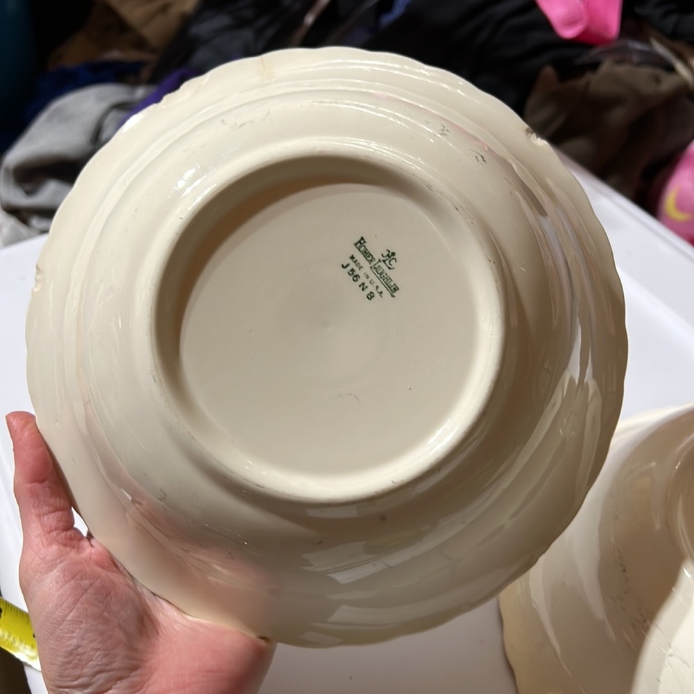 Vintage Homer Laughlin Serving Bowls (2) - Picture 5 of 5